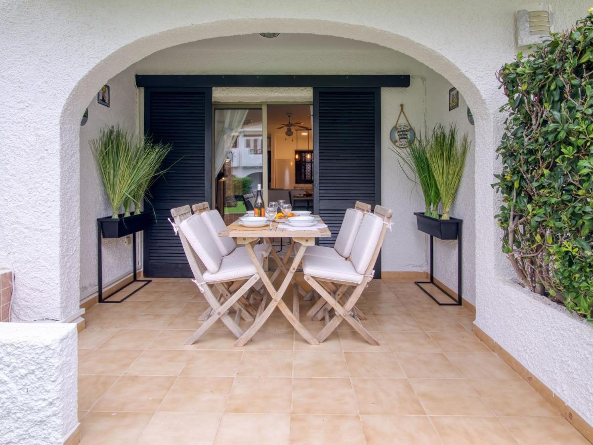 Apartment Nueva Playa-1 By Interhome Les Deveses 외부 사진